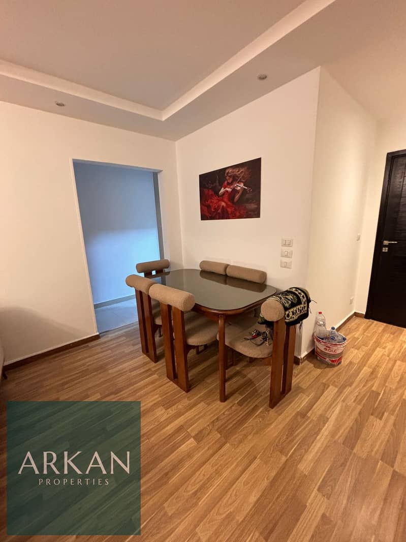 5 33ffc3f0-ae9e-4163-ad84-28cca18dbd31. jpg