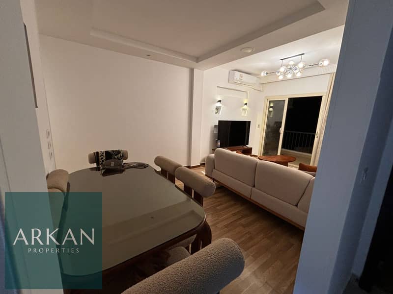 11 ce574962-0484-41b1-9271-48a33b94838c. jpg