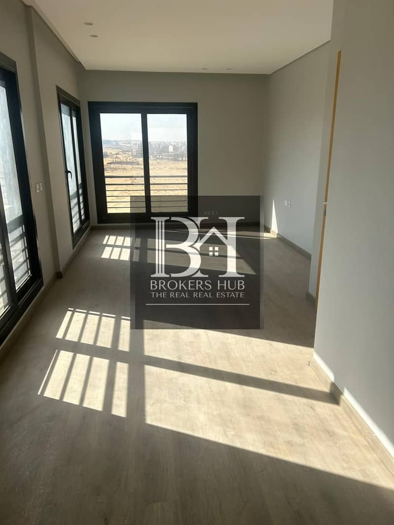 3 5c1768ef-3994-4c38-b10b-76e665f3d155. jpeg