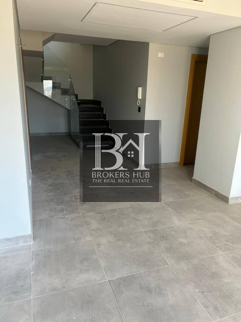 7 ddb299a2-4351-4bb6-af76-1f1202ff6889. jpeg