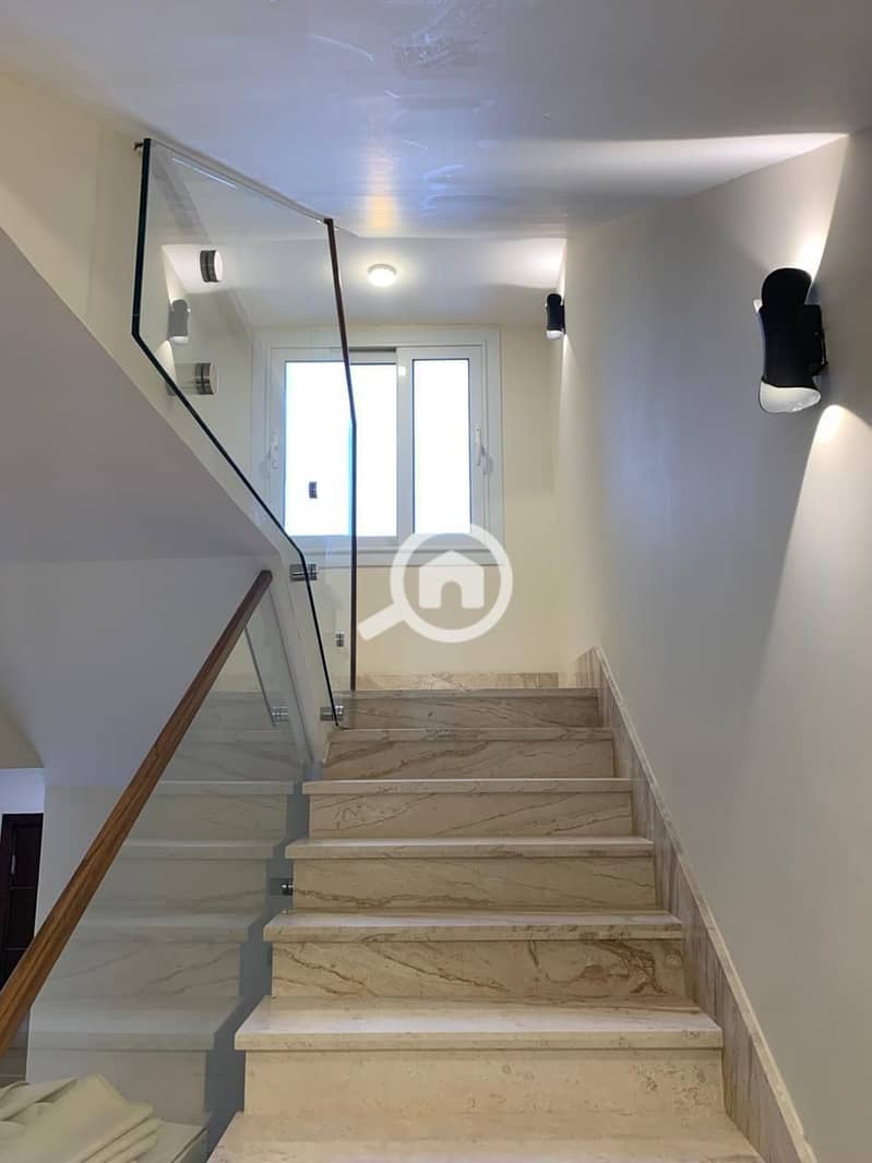 39 WhatsApp Image 2025-11-06 at 12.20. 44 PM (2). jpeg