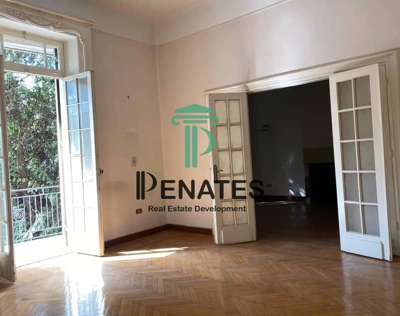 4 8229696-4d68ao (1). jpg