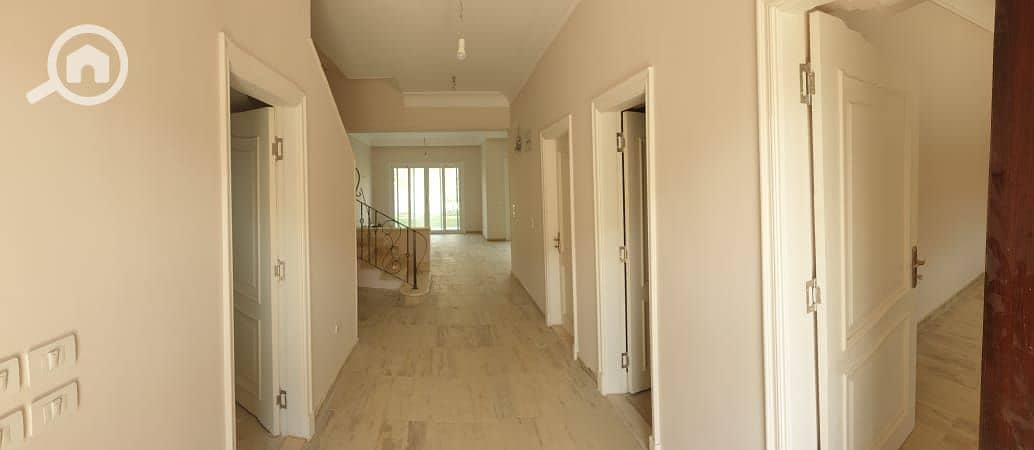 ec240e0b-c549-47b1-915f-e37dc76541c4. jpeg ec240e0b-c549-47b1-915f-e37dc76541c4. jpeg