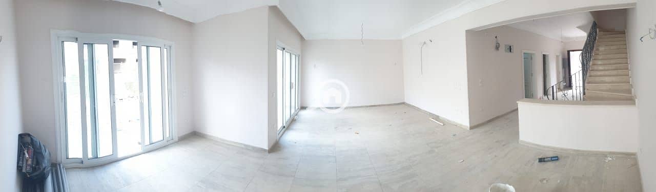 3 4c8a5db3-ad87-42ea-9553-e07a2ec43a2f. jpeg