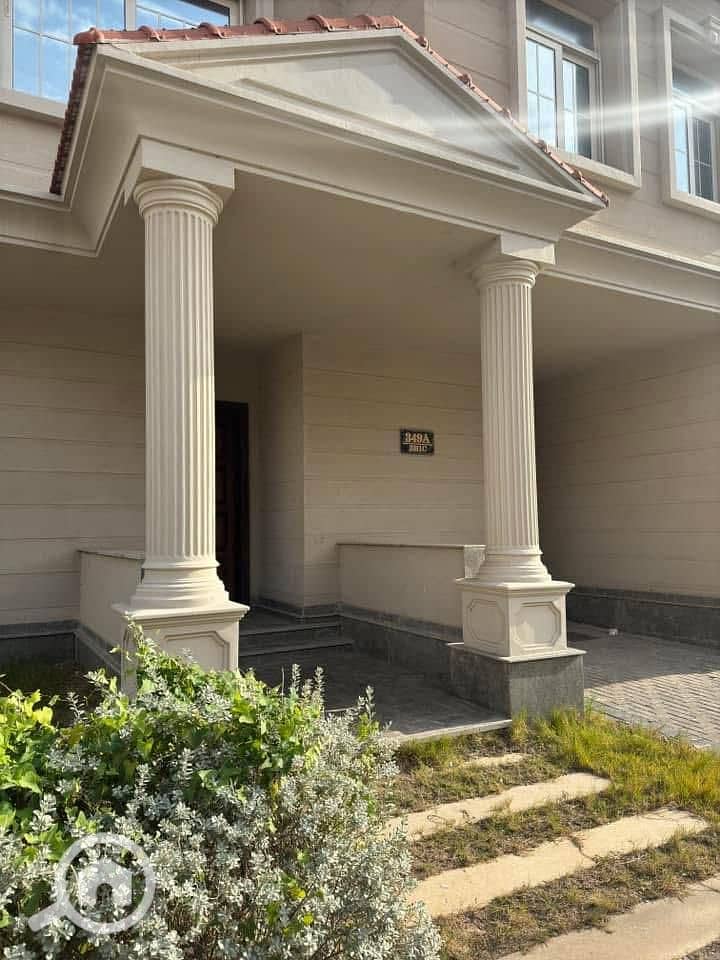 9 adf63b5d-e68b-4c7b-bc6d-0a5f3d7139e8. jpg