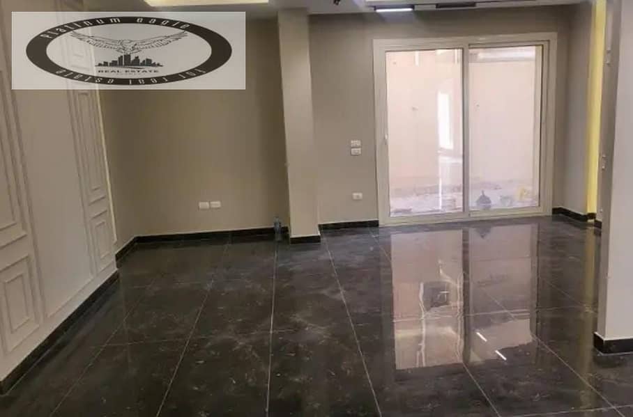 4 37fe1edd-e57c-4167-b882-470a3d18d985. jpg