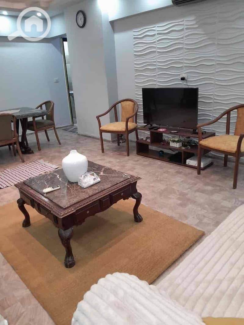 2 b1eb0de2-7b39-45b1-925b-164efffe1219. jpg