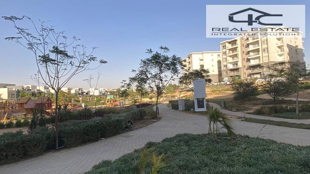 12 WhatsApp Image 2024-10-30 at 2.36. 01 PM (2). jpeg