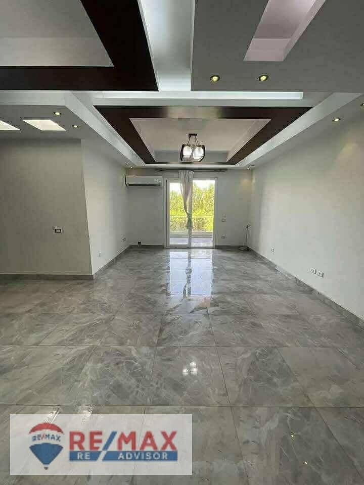 photo_5785368738273102841_y. jpg photo_5785368738273102841_y. jpg