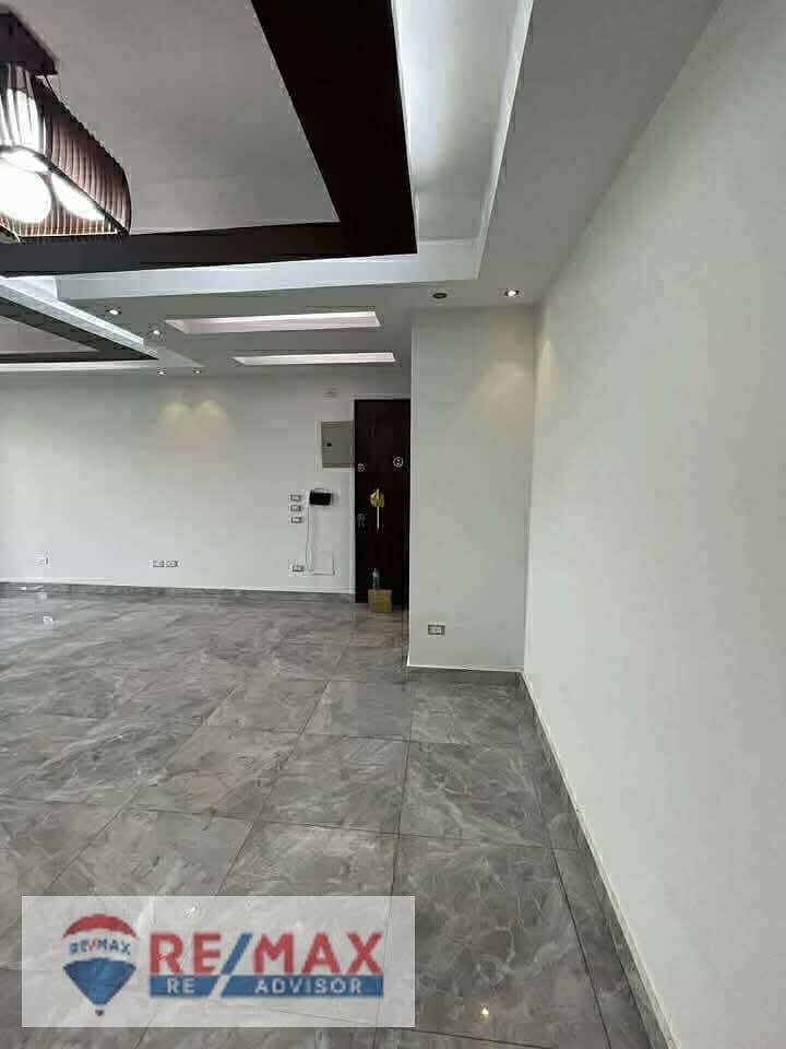 2 photo_5785368738273102842_y. jpg