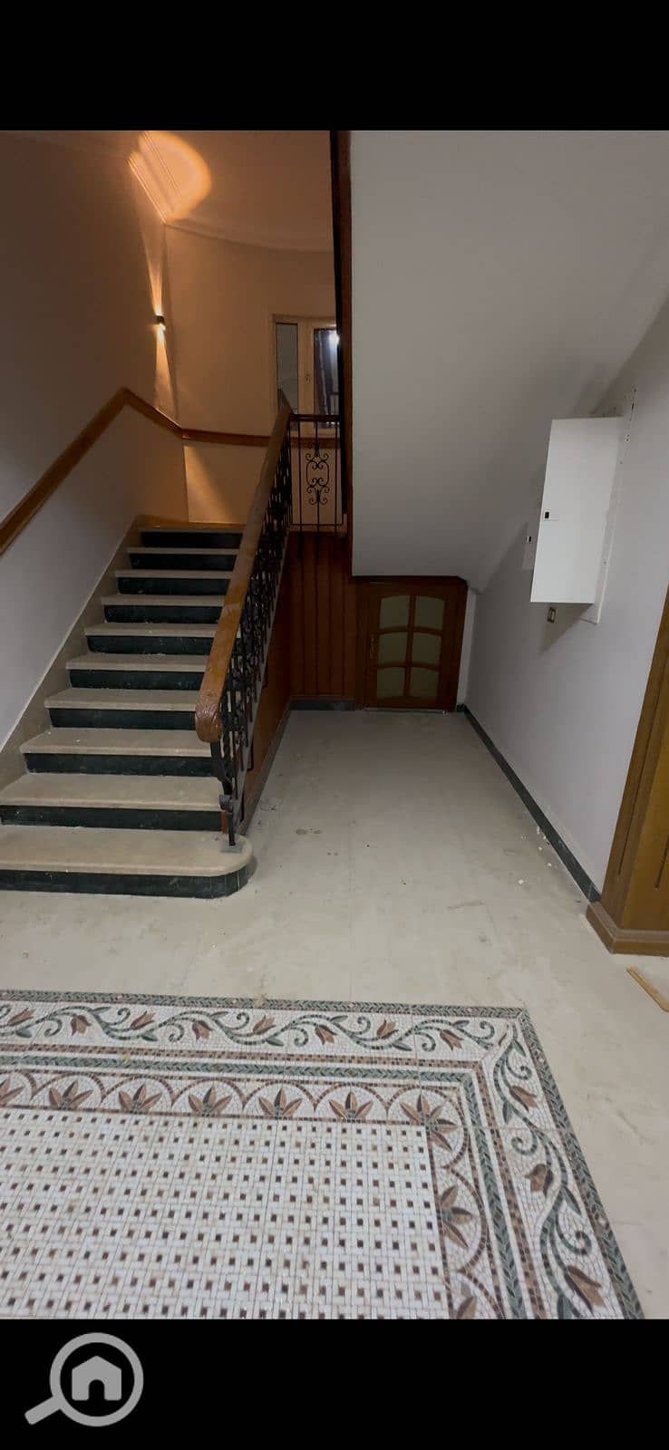 3 b9327245-dcff-4797-bb84-49227acbe275. jpg