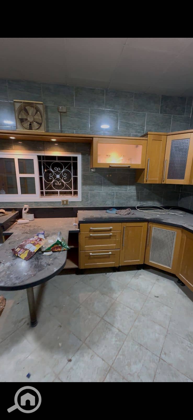 15 b919a1d6-a202-44c6-a638-41bb05308e6e. jpg