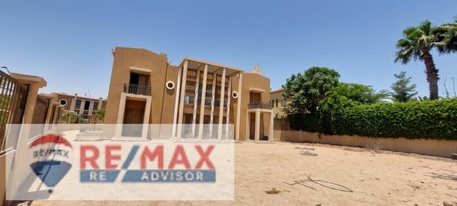 فیلا 4 غرف نوم للبيع في الشيخ زايد، الجيزة - photo_5825416361960737831_w. jpg