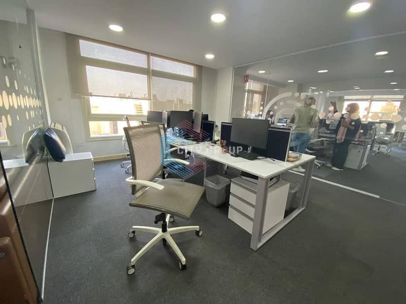 9 497729385_543045395540693_795843781884038380_n. jpg