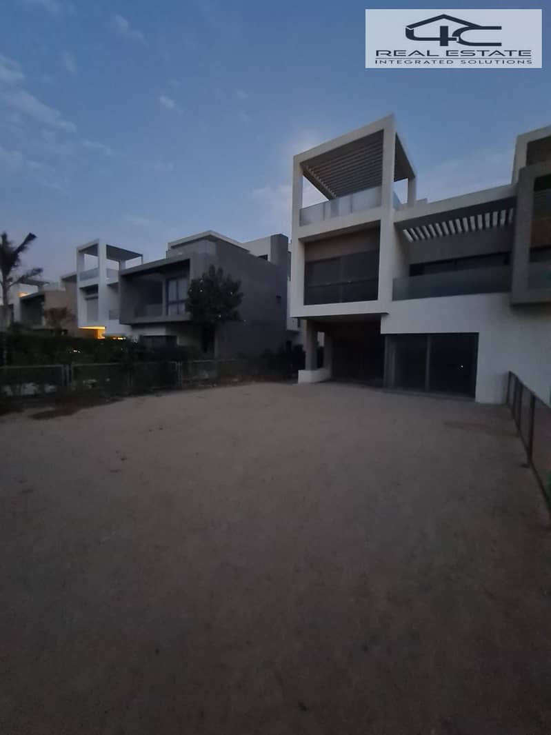 9 WhatsApp Image 2025-11-17 at 19.29. 11 (1). jpeg