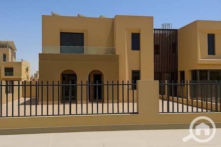 توين هاوس 3 غرف نوم للبيع في الشيخ زايد، الجيزة - assets_task_01k455346de75txtehxap83d3z_1756814858_img_0. jpg توين هاوس 3 غرف نوم للبيع في الشيخ زايد، الجيزة - assets_task_01k455346de75txtehxap83d3z_1756814858_img_0. jpg