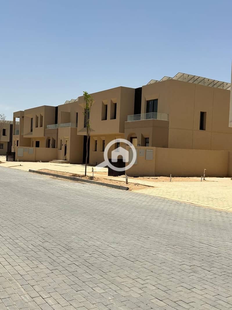 9 WhatsApp Image 2025-05-12 at 12.31. 03 (2). jpeg