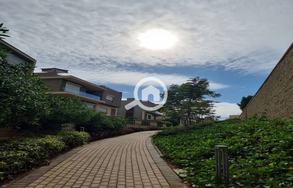 10 WhatsApp Image 2025-01-22 at 2.45. 16 PM_1400x900. jpg