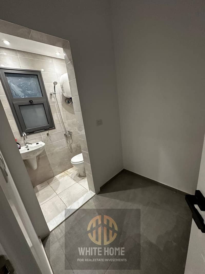 9 WhatsApp Image 2025-11-17 at 6.20. 38 PM (1). jpeg