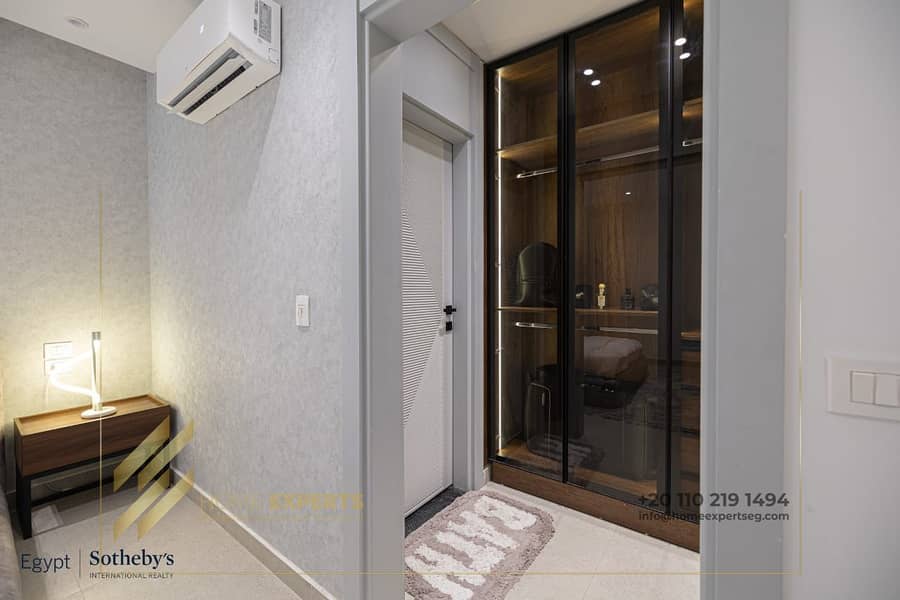 15 3f4a18cf-828a-4e56-a697-74ff25c3e220. jpg