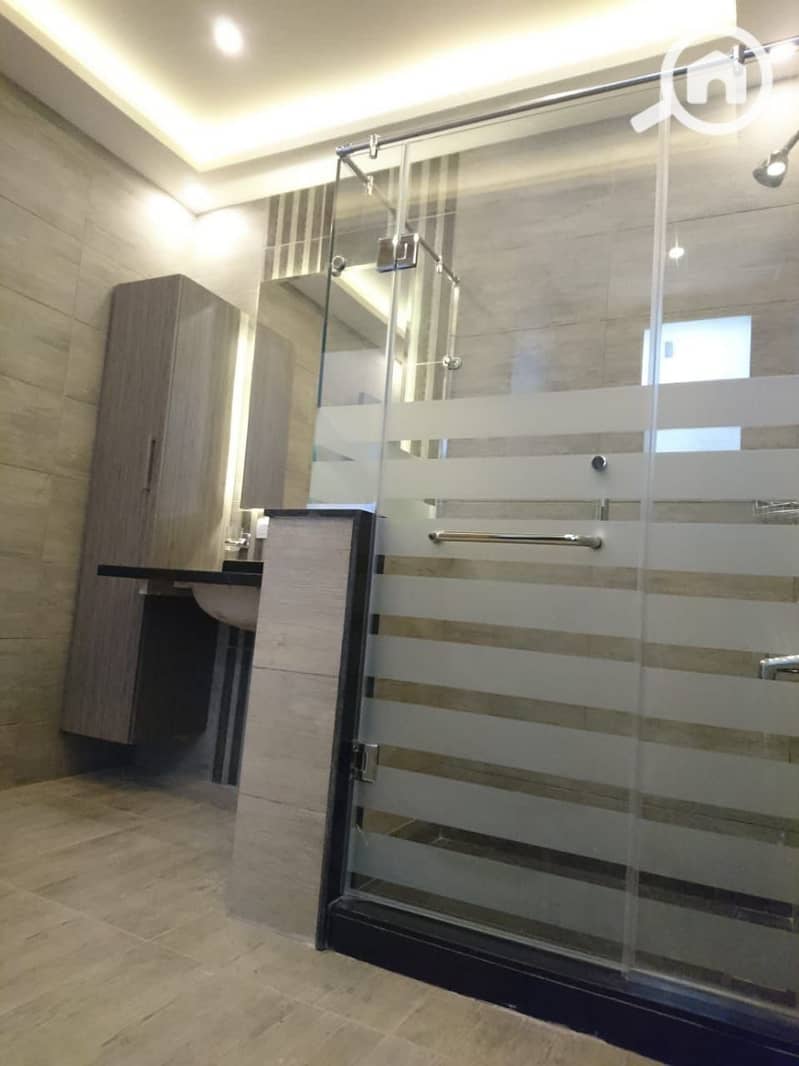 3 WhatsApp Image 2025-11-06 at 12.23. 50 PM (1). jpeg