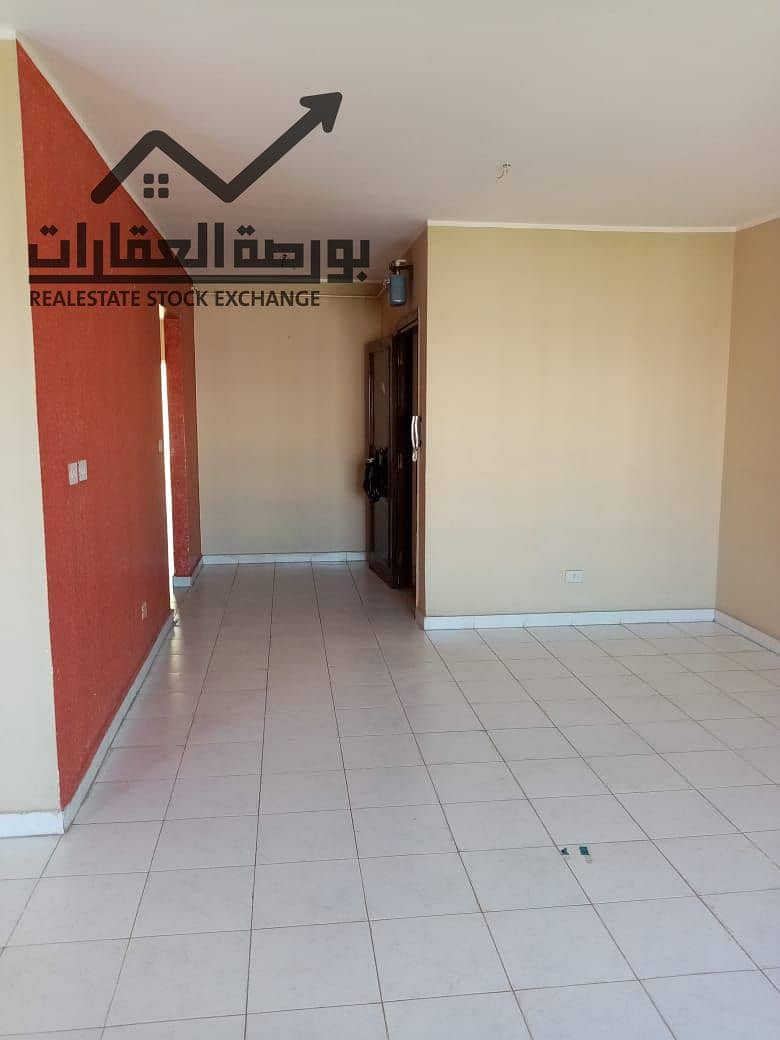 2 8bc453fc-c10b-4d0e-818c-43a7aba25218. jpg