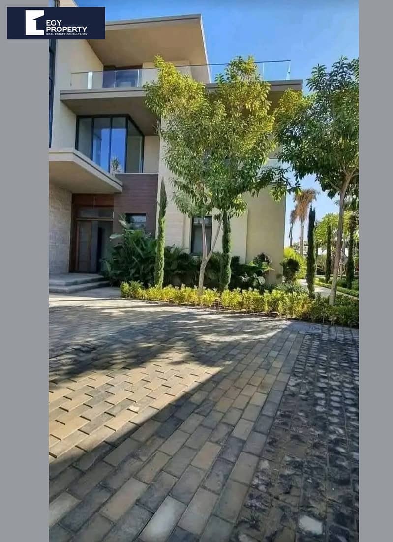 5 f6495224-8d37-48ff-8f50-97e7ef506bc3. jpg