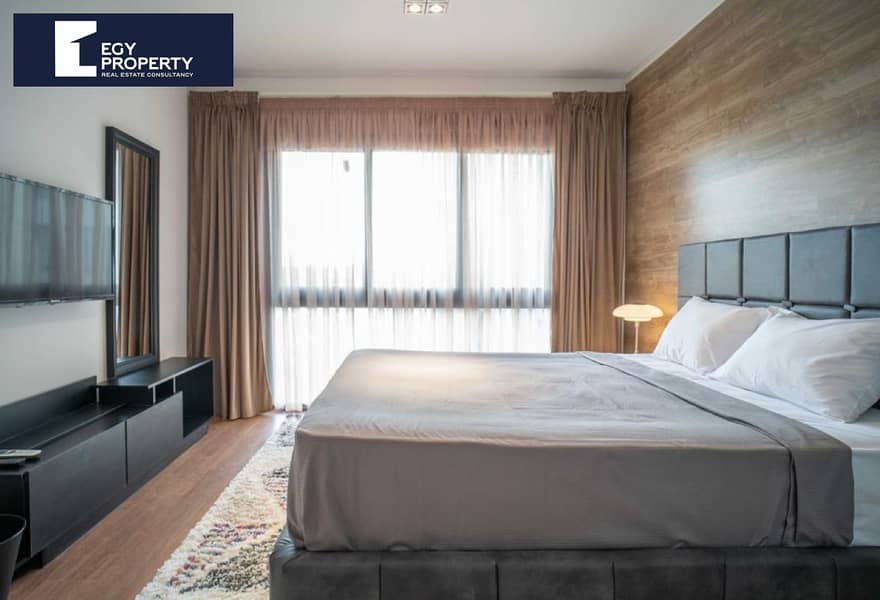 4 5f5bc7fc-c1a9-461b-bfd9-b26975bf0f3f. jpg