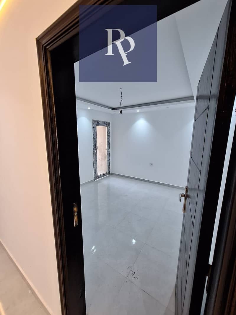 5 WhatsApp Image 2025-11-15 at 3.29. 28 PM (2). jpeg