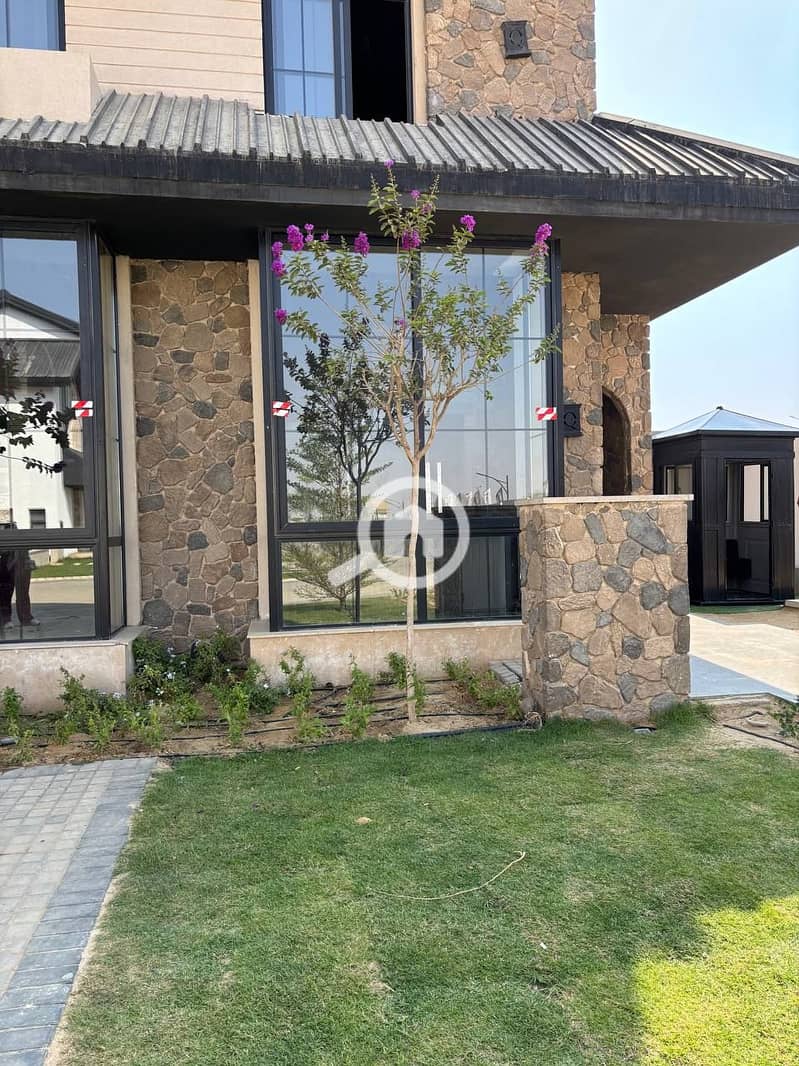 7 photo_2025-07-15_20-28-30. jpg