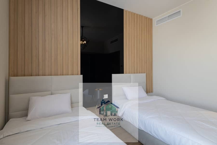 5 WhatsApp Image 2025-11-17 at 8.04. 08 PM (1). jpeg