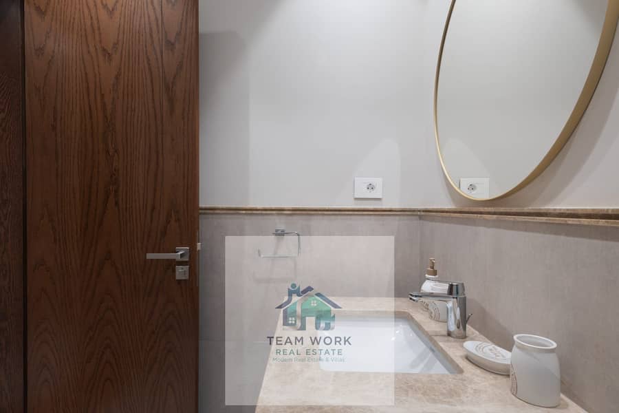 8 WhatsApp Image 2025-11-17 at 8.04. 09 PM (1). jpeg