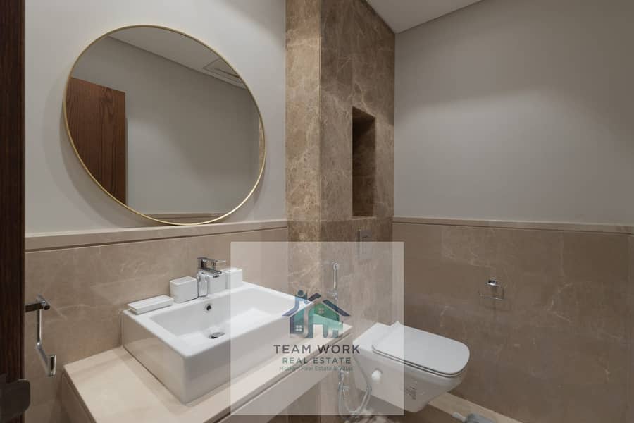 19 WhatsApp Image 2025-11-17 at 8.04. 13 PM (2). jpeg