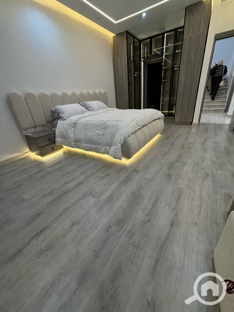 24 WhatsApp Image 2025-11-06 at 12.52. 28 PM. jpeg