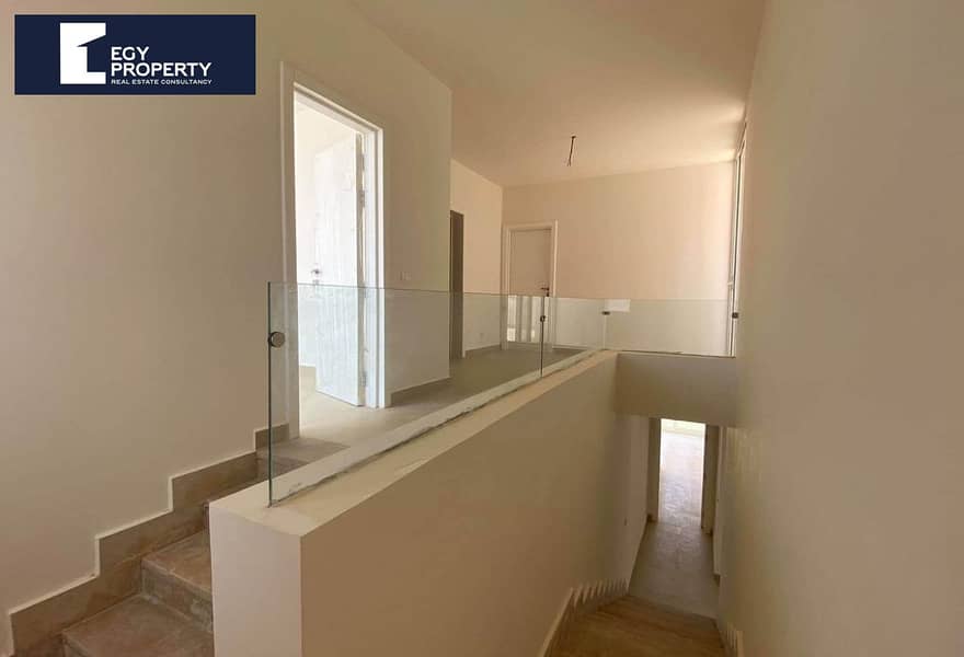 3 3704e326-74ca-4a7b-9b4d-392f85c891d9. jpg