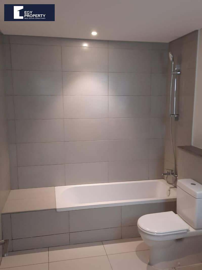 7 6e57b719-2e8d-4ce5-b4f3-6396dab58ce0. jpg