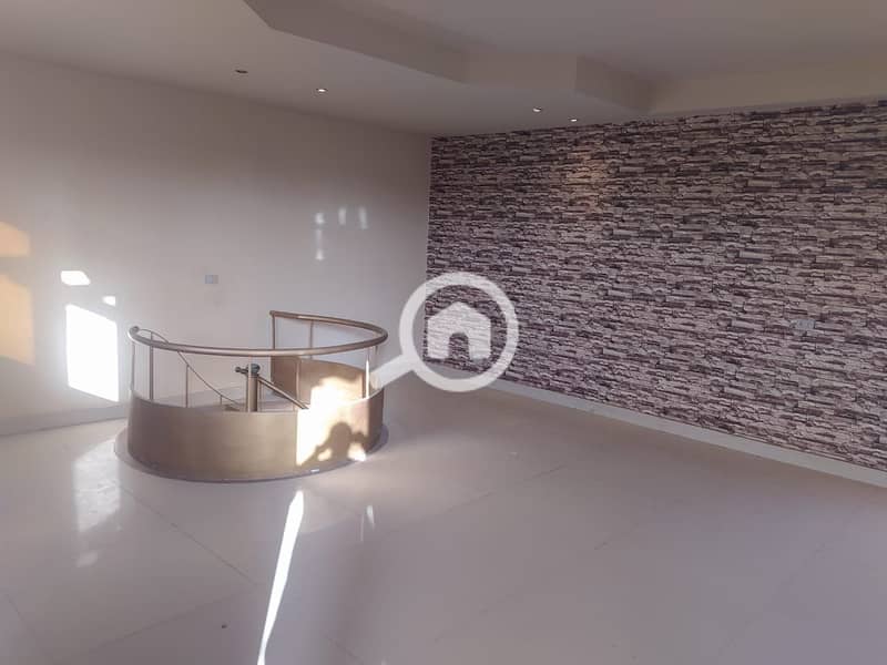 4 WhatsApp Image 2025-09-08 at 12.22. 01 PM. jpeg