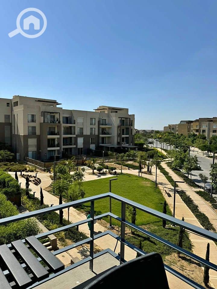 8 515934871_1756761971579605_5738190901114971492_n. jpg