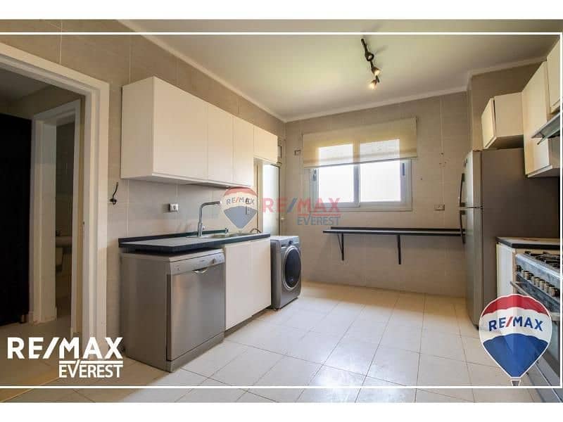 6 e8a90c48-1def-4d43-b0cd-a119e80ee392. jpg