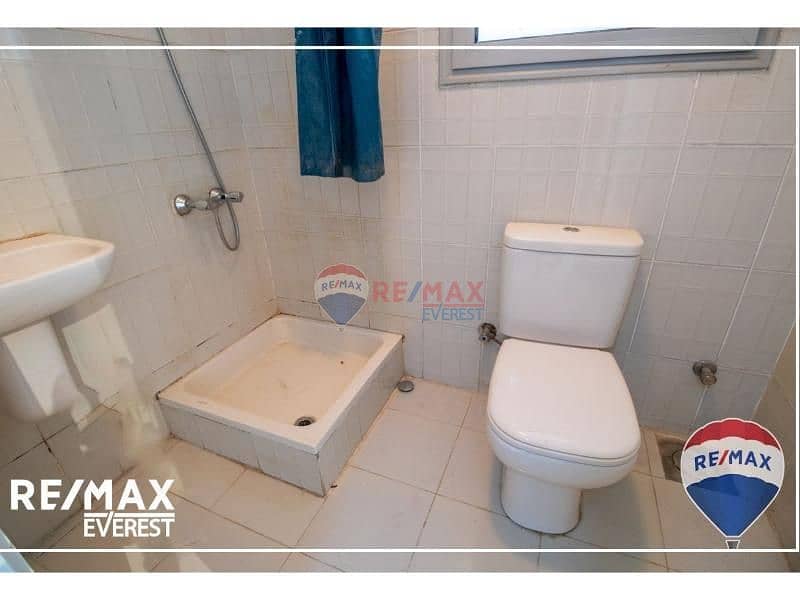 8 df5cbda1-a969-4deb-926c-b20db506e1c2. jpg