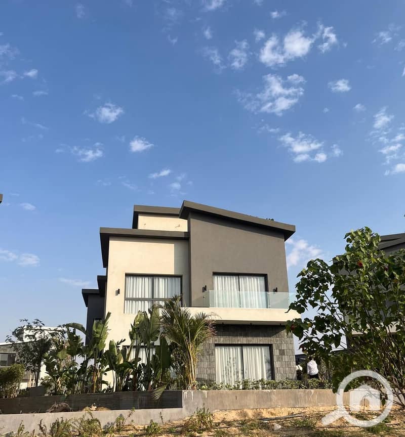 4 6876eaca-b088-4707-aace-60843497b85b. jpeg