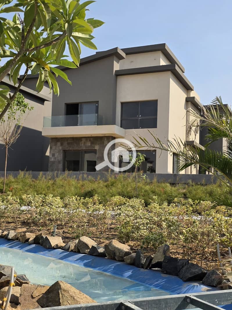 8 WhatsApp Image 2025-10-05 at 8.11. 25 PM. jpeg