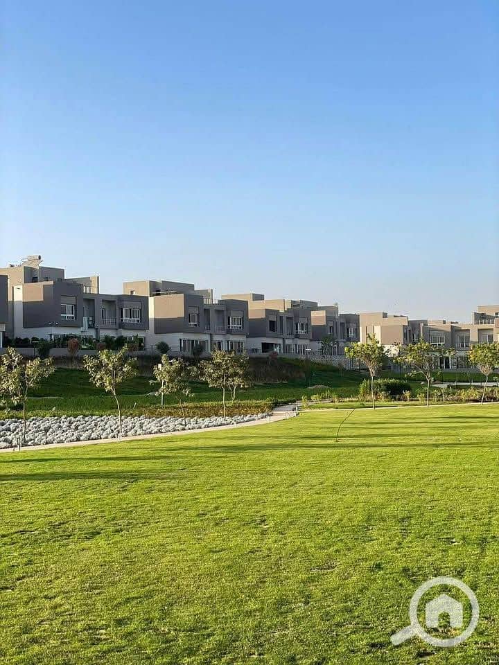 2 524751422_1267949358073087_8145849041713452411_n. jpg