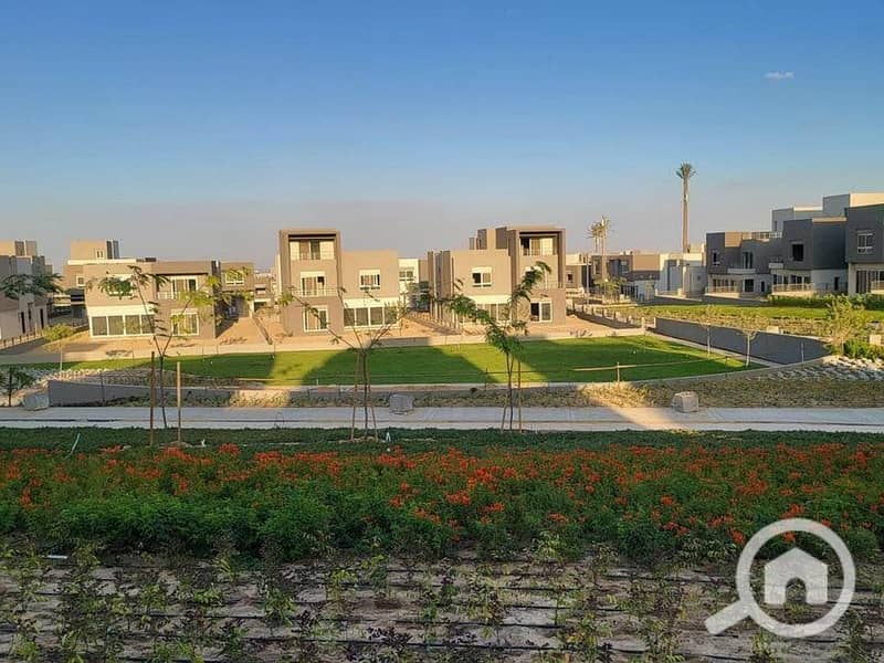 10 484822211_2721217528071029_4720954747881887132_n. jpg