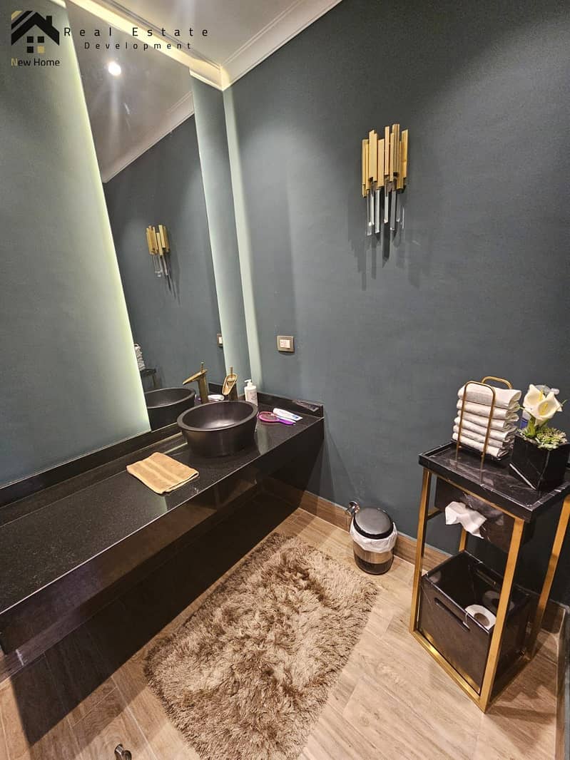 24 WhatsApp Image 2025-11-17 at 13.20. 55_53911c49. jpg