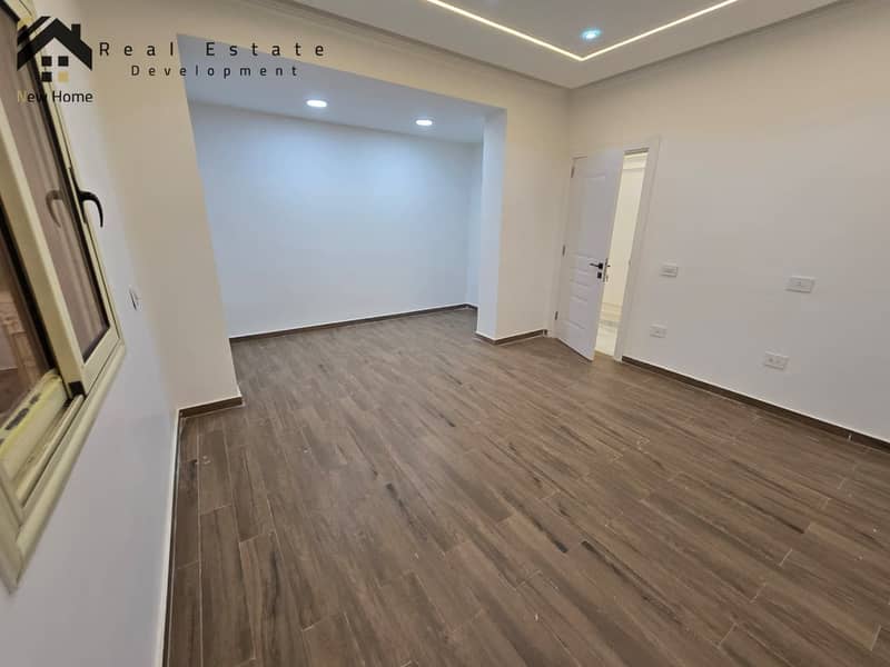 2 WhatsApp Image 2025-11-17 at 13.21. 37_6752b067. jpg