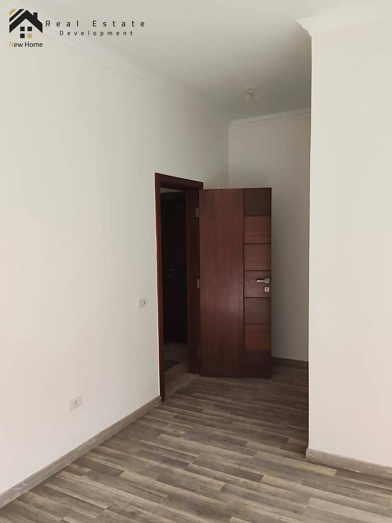 13 WhatsApp Image 2025-11-17 at 13.53. 08_f4d2d066. jpg