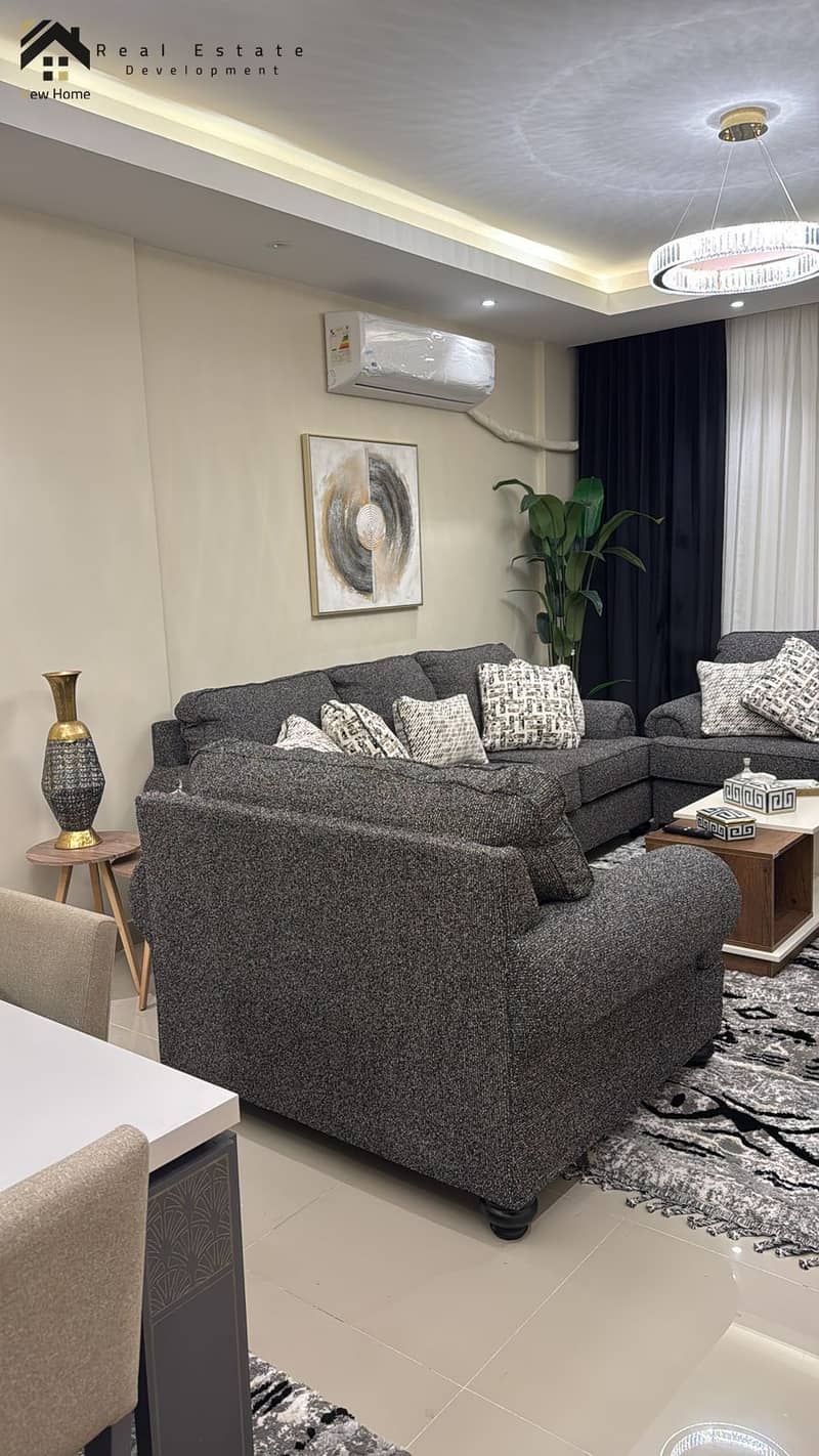 4 WhatsApp Image 2025-11-17 at 14.07. 22_ae9b3d4e. jpg