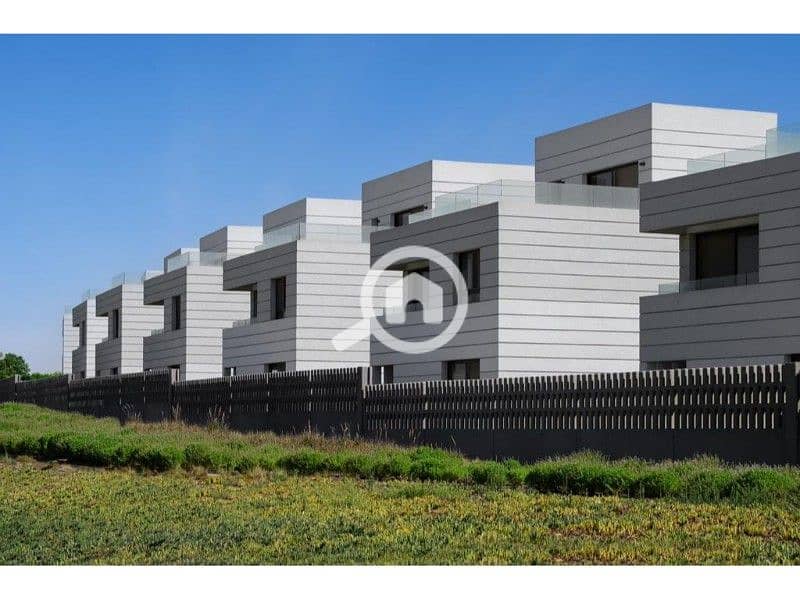 10 WhatsApp Image 2024-06-29 at 12.12. 14 PM (2). jpg