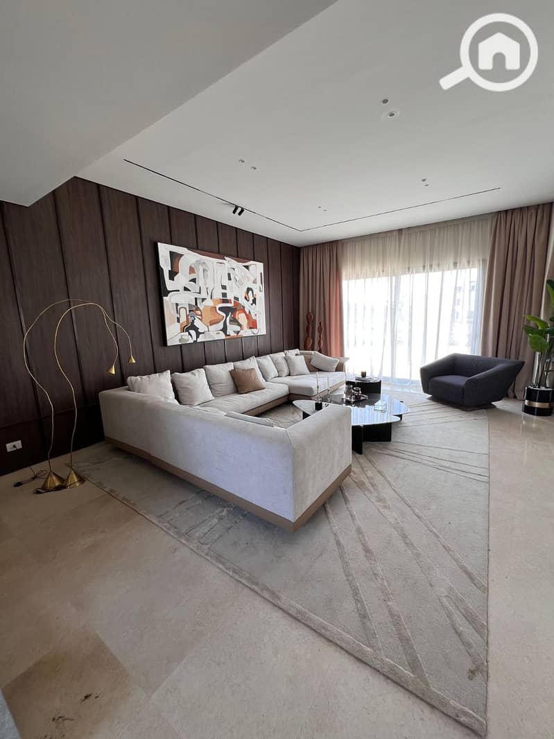 10 WhatsApp Image 2025-11-04 at 13.30. 36 (1). jpeg